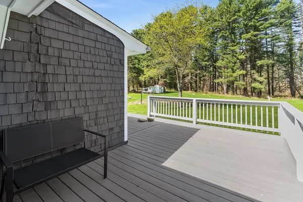 $550,000 | 20 School Street, Rehoboth, MA 02769