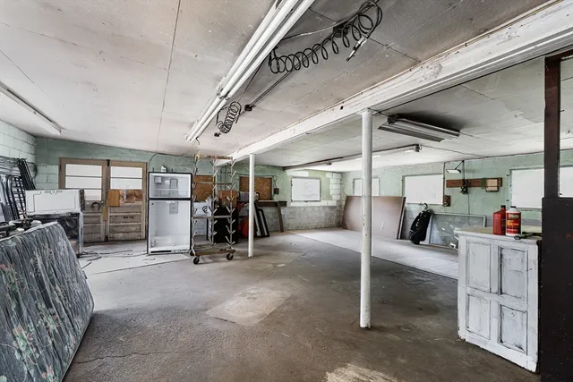 $550,000 | 20 School Street, Rehoboth, MA 02769