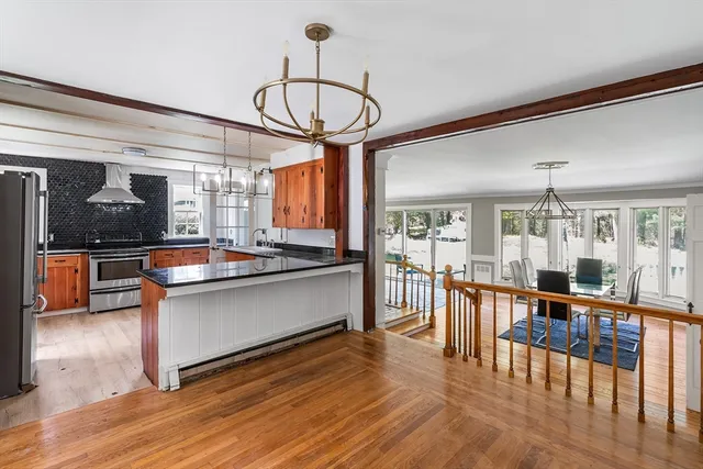 $550,000 | 20 School Street, Rehoboth, MA 02769