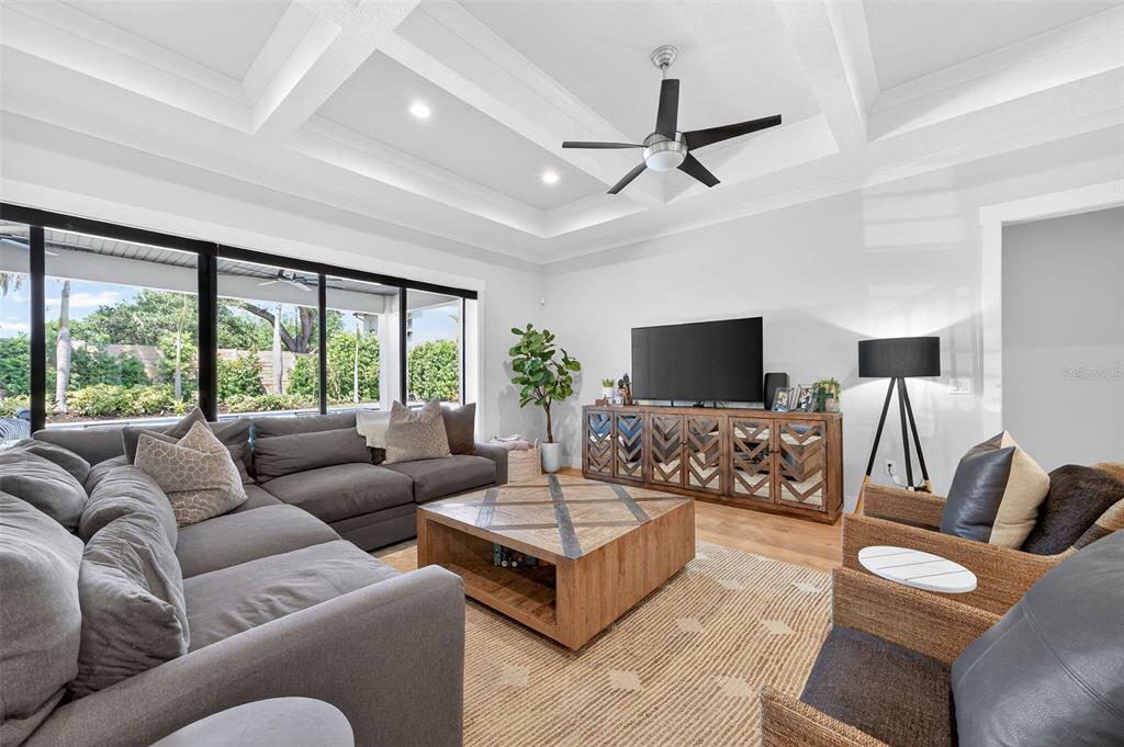 427 Raehn Street Orlando, FL 32806 - Photo 21 of 61 Gallery Image 21