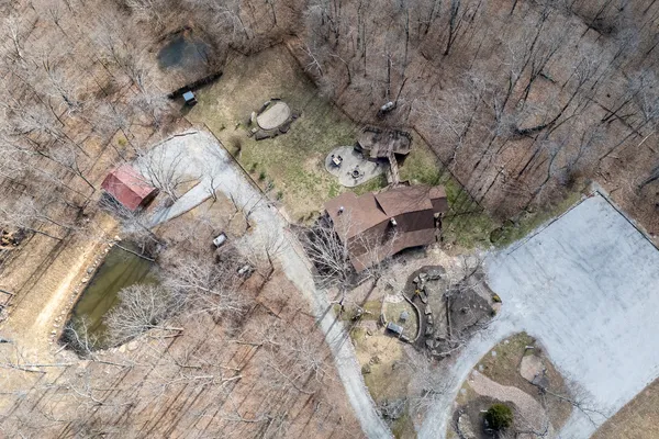 $849,900 | 1425 Skyline Drive, Cobden, IL 62920