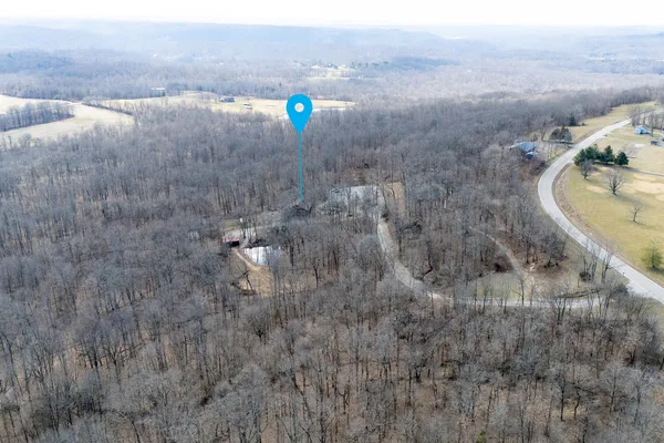 $849,900 | 1425 Skyline Drive, Cobden, IL 62920