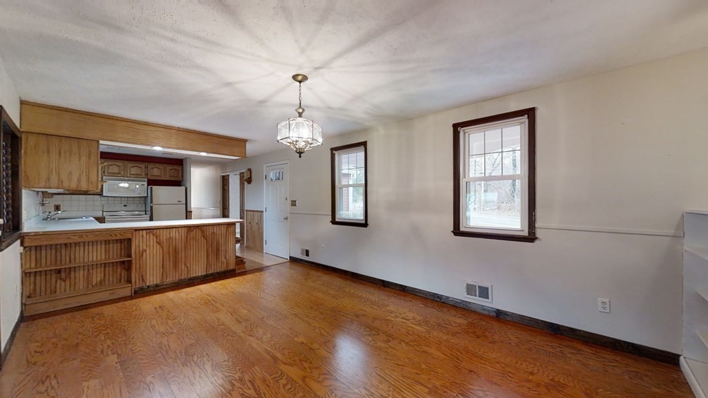 1121 Edgell Road Framingham, MA 01701 - Photo 4 of 28 Gallery Image 4