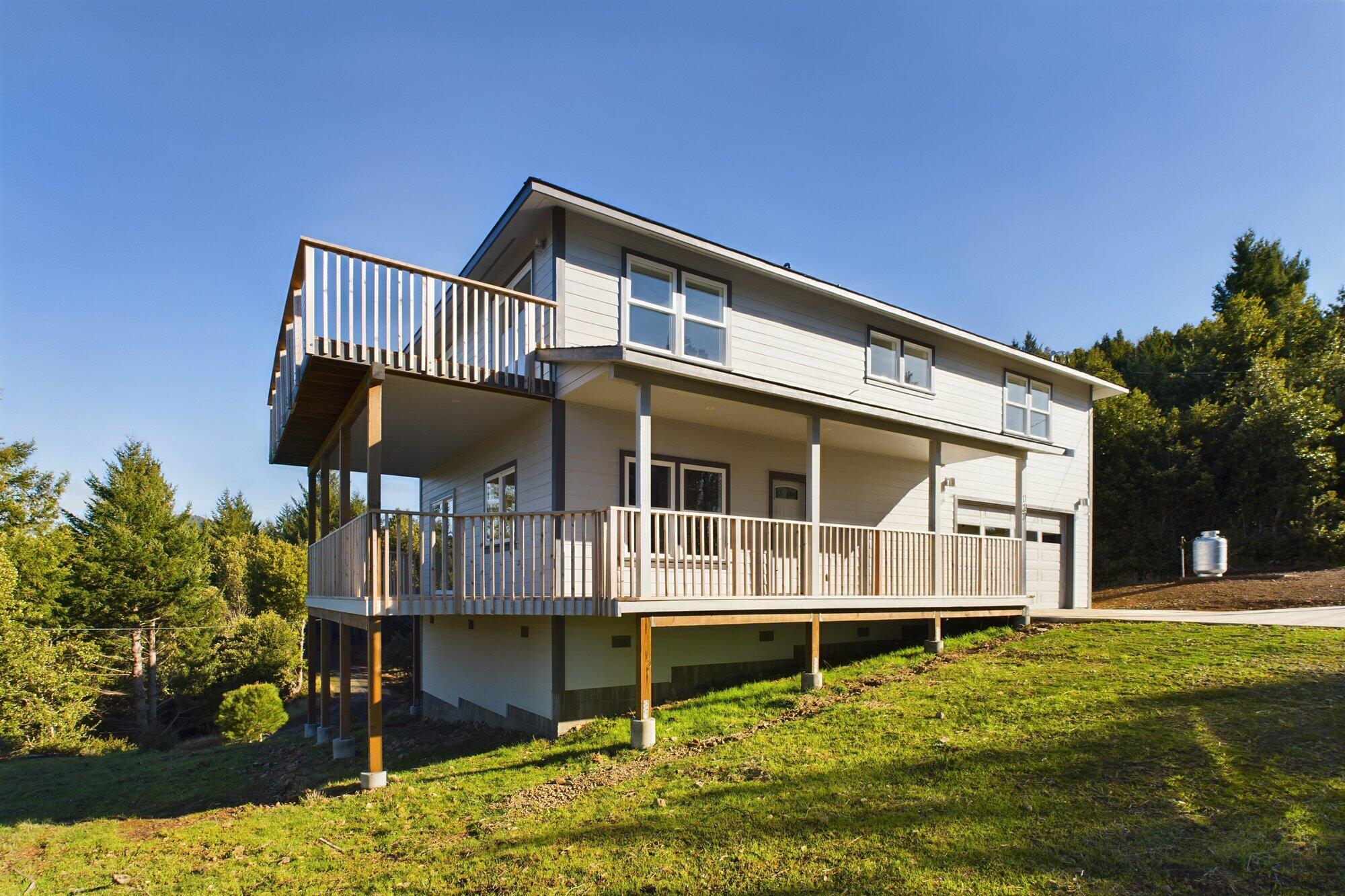 127 Cook Road Shelter Cove, CA 95589 - Photo 9 of 68