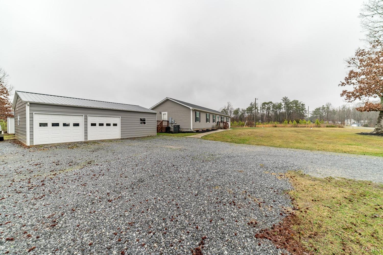 1721 Mohawk Road Gladys, VA 24554 - Photo 2 of 59 Gallery Image 2