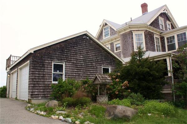 8 Summit Avenue Hull, MA 02045 - Photo 30 of 30 a front view of a house with garden