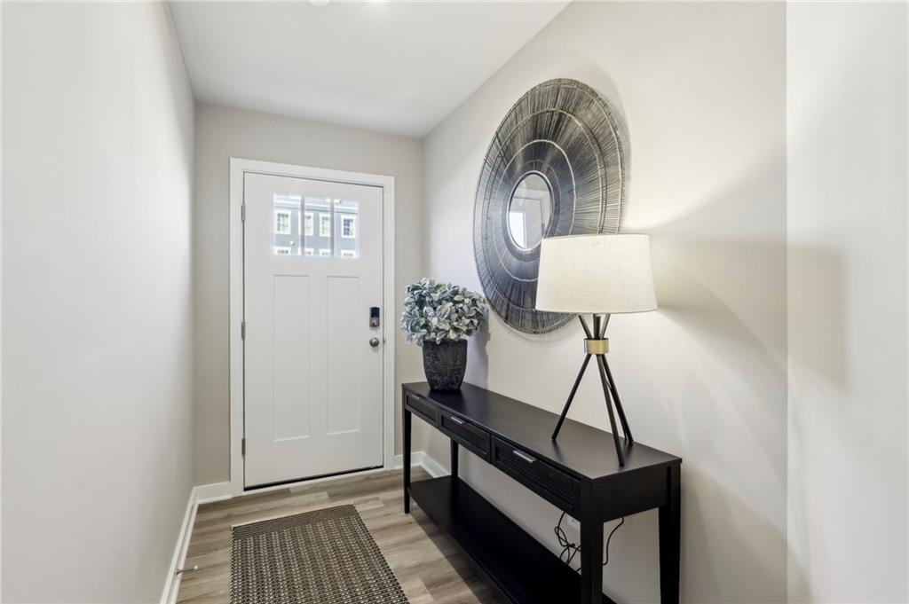 136 River Ridge Drive Coraopolis, PA 15108 - Photo 2 of 28 a view of living room with furniture