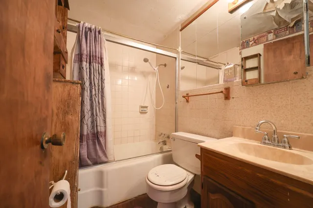 $125,000 | 126 Bellview Drive, Rock Springs, WY 82901