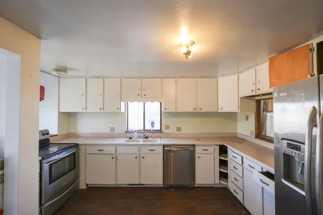 $125,000 | 126 Bellview Drive, Rock Springs, WY 82901