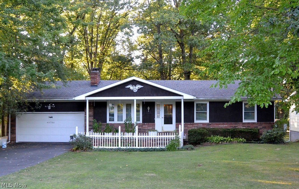 48380 North Ridge Road Amherst, OH 44001 - Photo 2 of 34