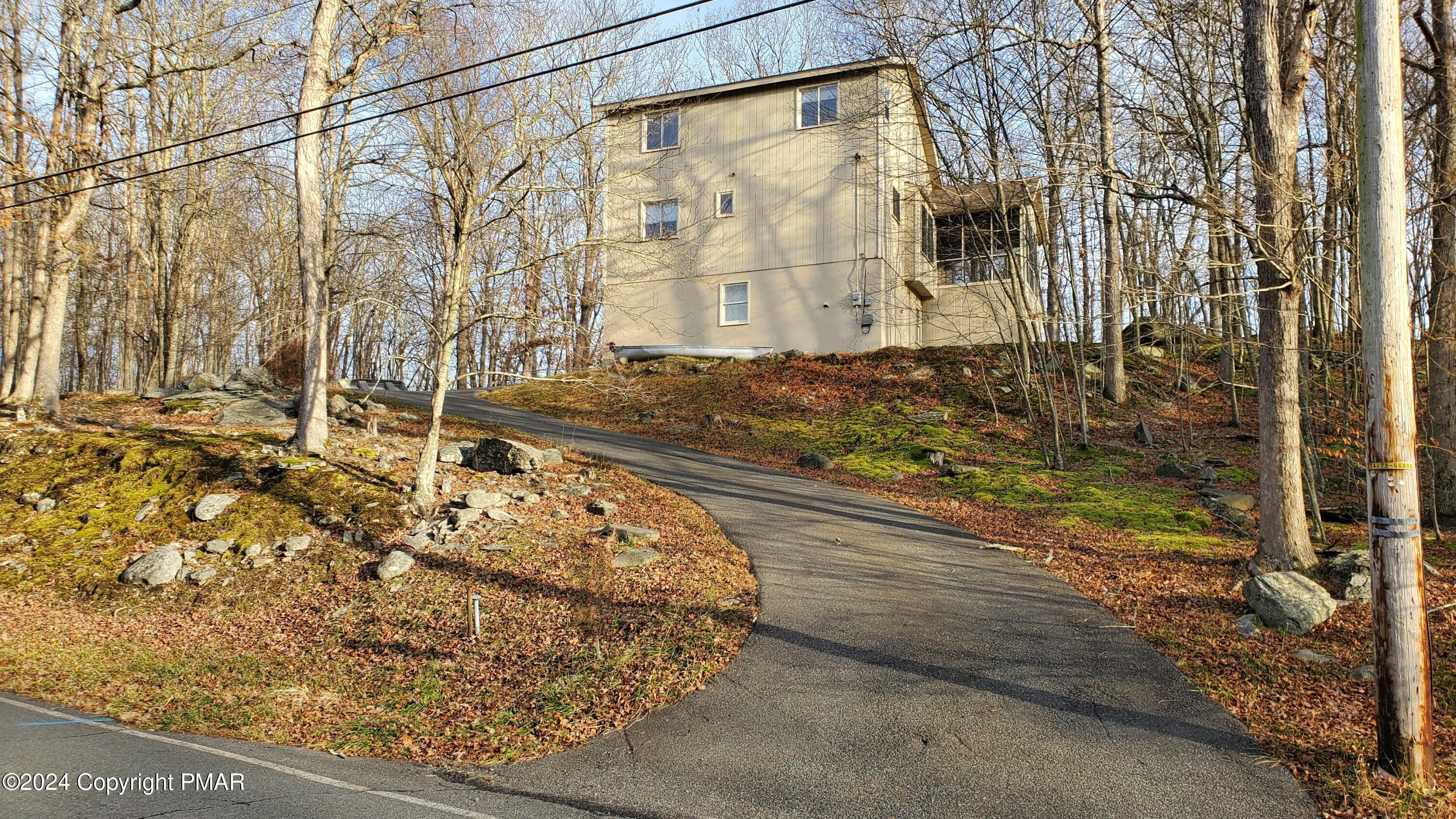 3118 Snowden Drive Bushkill, PA 18324 - Photo 1 of 27 20241125_150439~2
