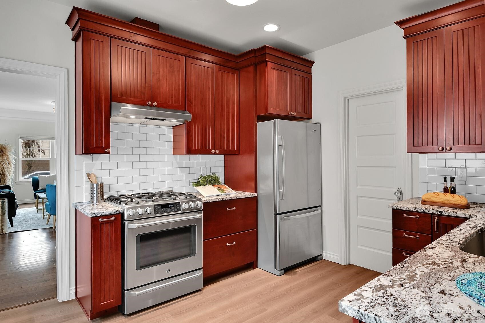 2608 South Grand Street Seattle, WA 98144 - Photo 13 of 35