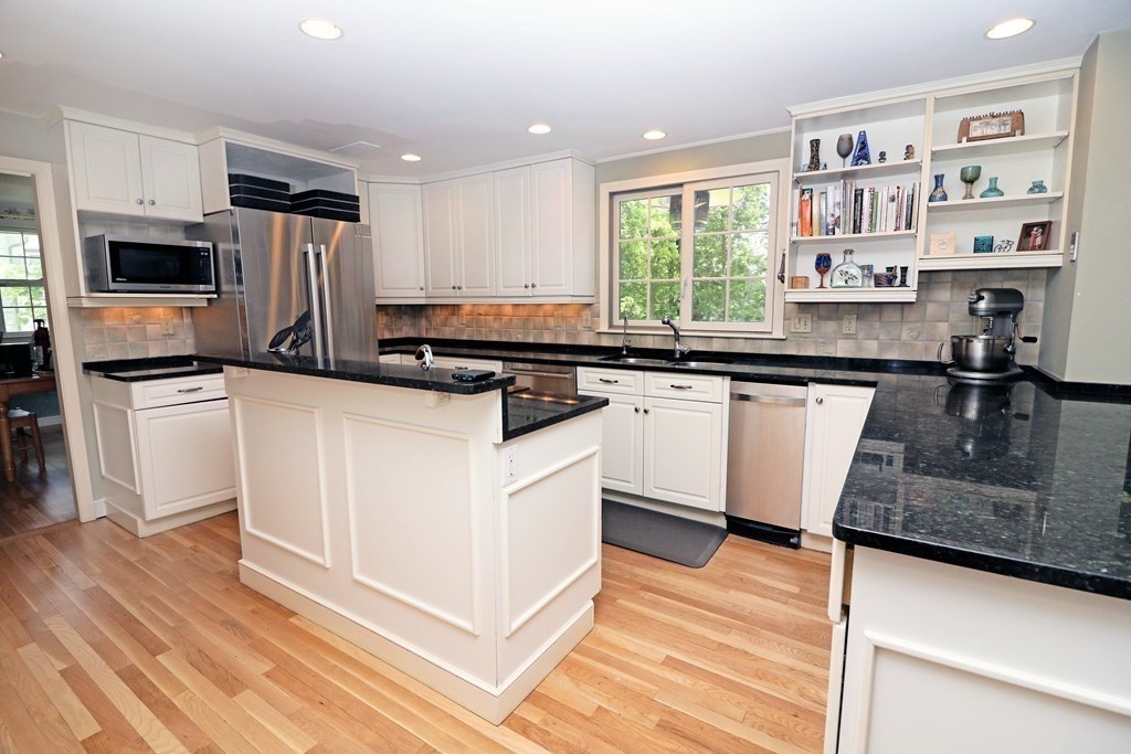 42 Gilbert Road Needham, MA 02492 - Photo 5 of 11