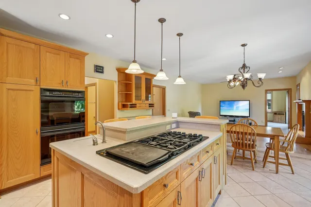 $875,000 | 1610 Monticello Lane, Waunakee, WI 53597