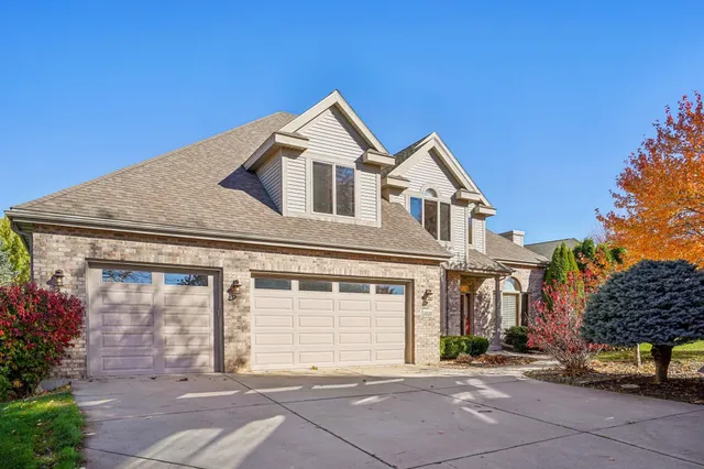 $875,000 | 1610 Monticello Lane, Waunakee, WI 53597