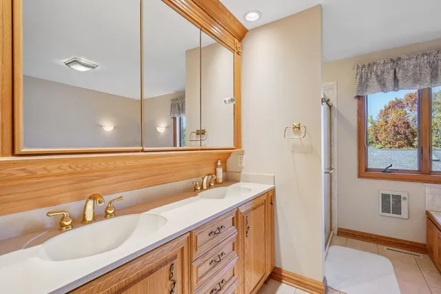 $849,900 | 1610 Monticello Lane, Waunakee, WI 53597