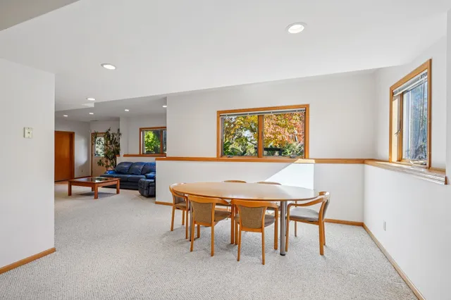 $875,000 | 1610 Monticello Lane, Waunakee, WI 53597