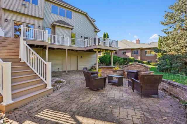 $875,000 | 1610 Monticello Lane, Waunakee, WI 53597