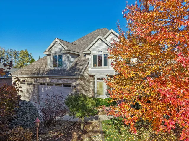 $875,000 | 1610 Monticello Lane, Waunakee, WI 53597