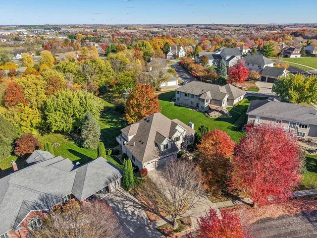 $875,000 | 1610 Monticello Lane, Waunakee, WI 53597