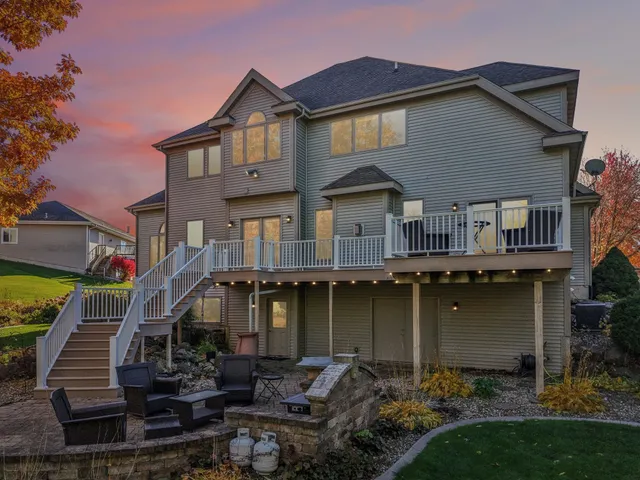 $875,000 | 1610 Monticello Lane, Waunakee, WI 53597