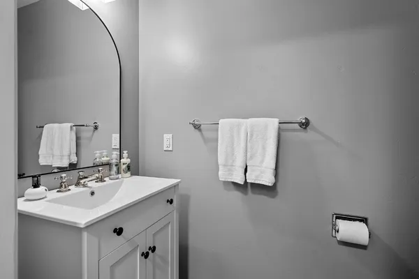 $1,100,000 | 1548 Barnett Circle, Carmichael, CA 95608