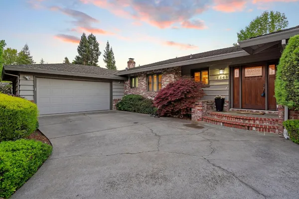 $1,100,000 | 1548 Barnett Circle, Carmichael, CA 95608