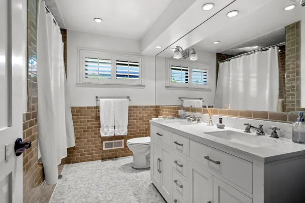 $1,100,000 | 1548 Barnett Circle, Carmichael, CA 95608