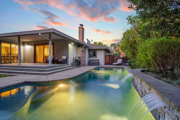 $1,100,000 | 1548 Barnett Circle, Carmichael, CA 95608
