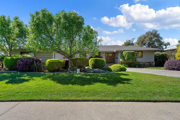 $1,100,000 | 1548 Barnett Circle, Carmichael, CA 95608