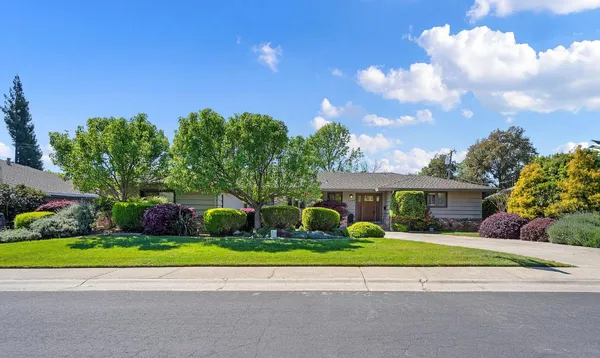 $1,100,000 | 1548 Barnett Circle, Carmichael, CA 95608