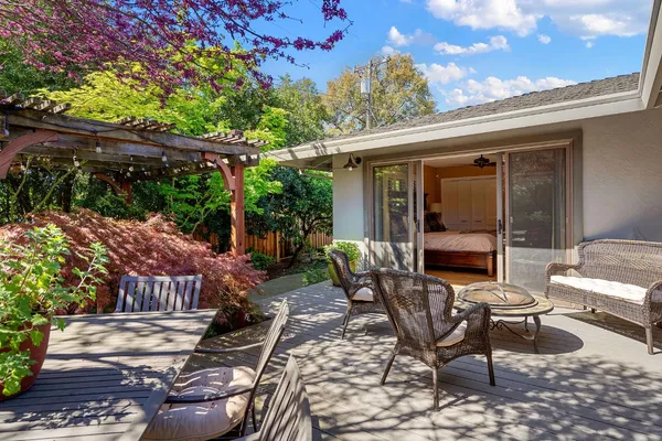 $1,100,000 | 1548 Barnett Circle, Carmichael, CA 95608