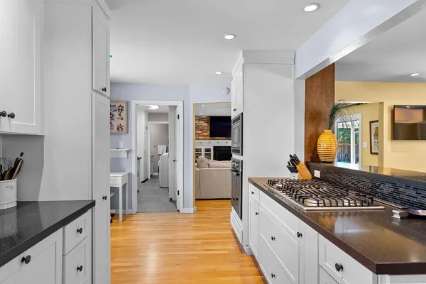 $1,100,000 | 1548 Barnett Circle, Carmichael, CA 95608