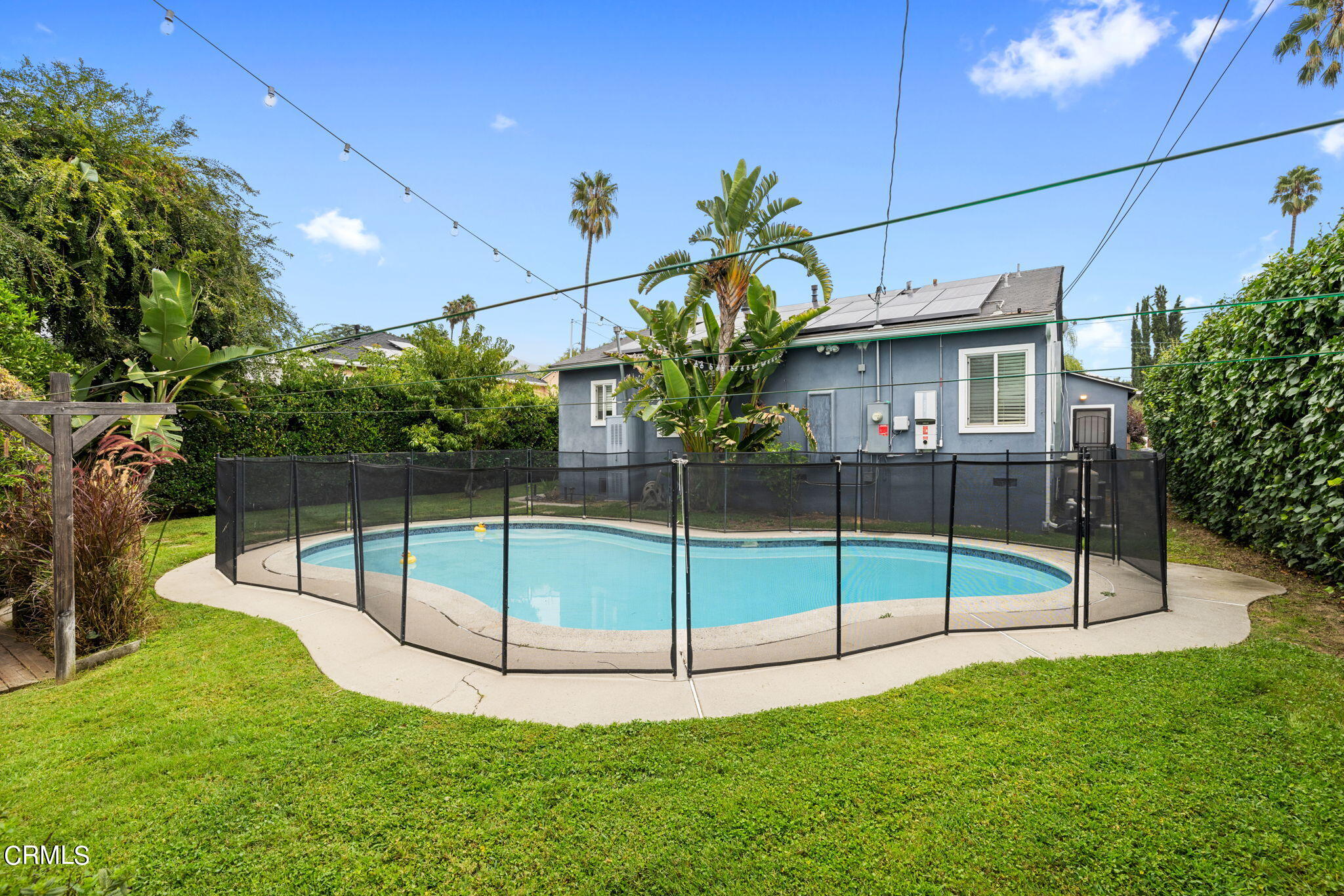 3127 Thurin Avenue Altadena, CA 91001 - Photo 21 of 23 a view of a house with a backyard