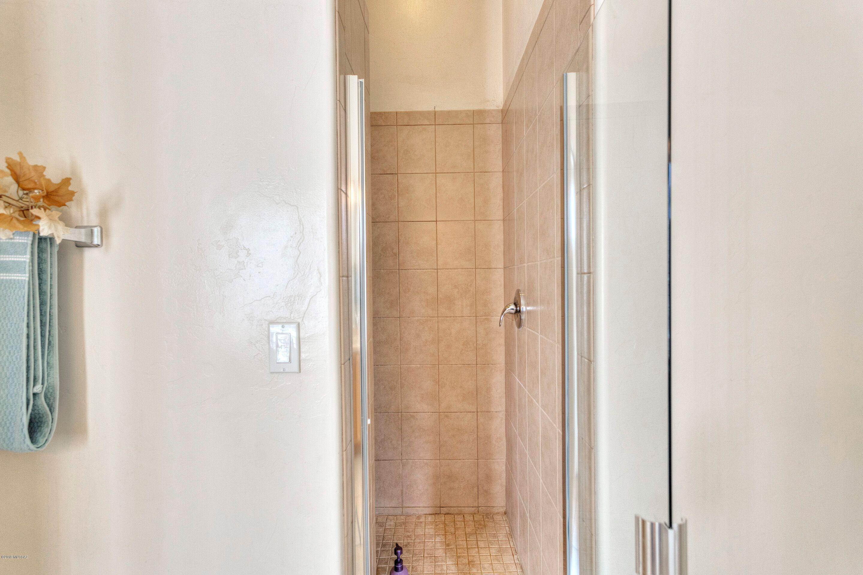 308 Circulo Bellagio Rio Rico, AZ 85648 - Photo 15 of 24 Gallery Image 15
