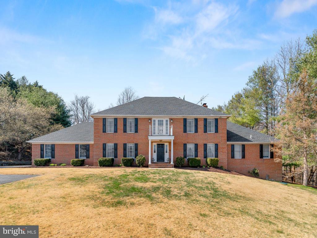 9405 Slate Quarry Road Dickerson, MD 20842 - Photo 1 of 71 Stately Colonial on 9 acres