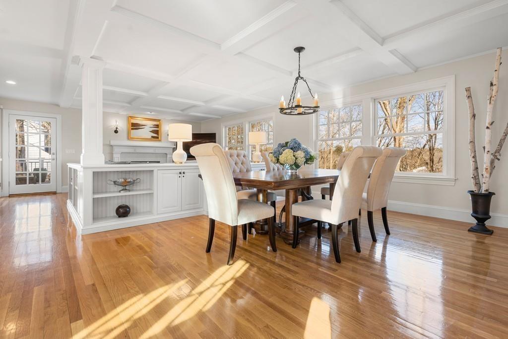 687 Boston Post Road Weston, MA 02493 - Photo 11 of 36