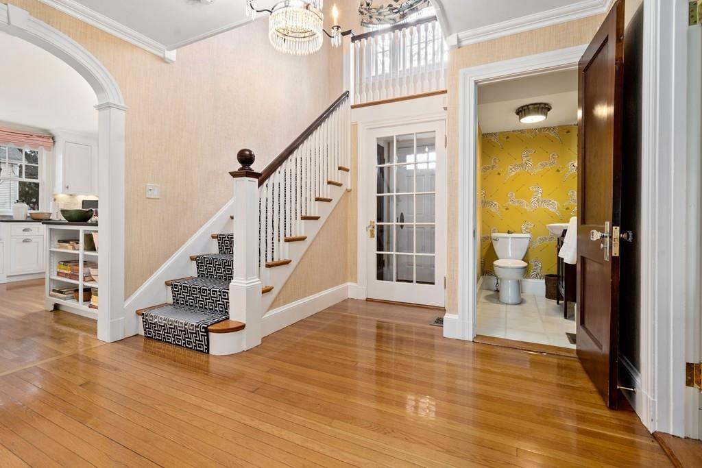 687 Boston Post Road Weston, MA 02493 - Photo 15 of 36