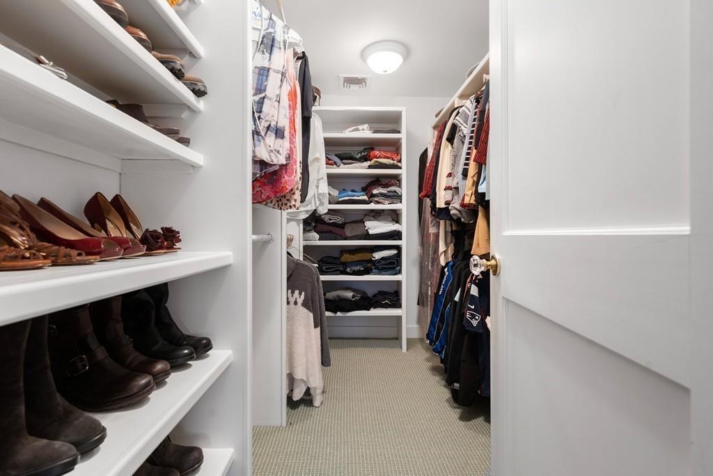 687 Boston Post Road Weston, MA 02493 - Photo 20 of 36