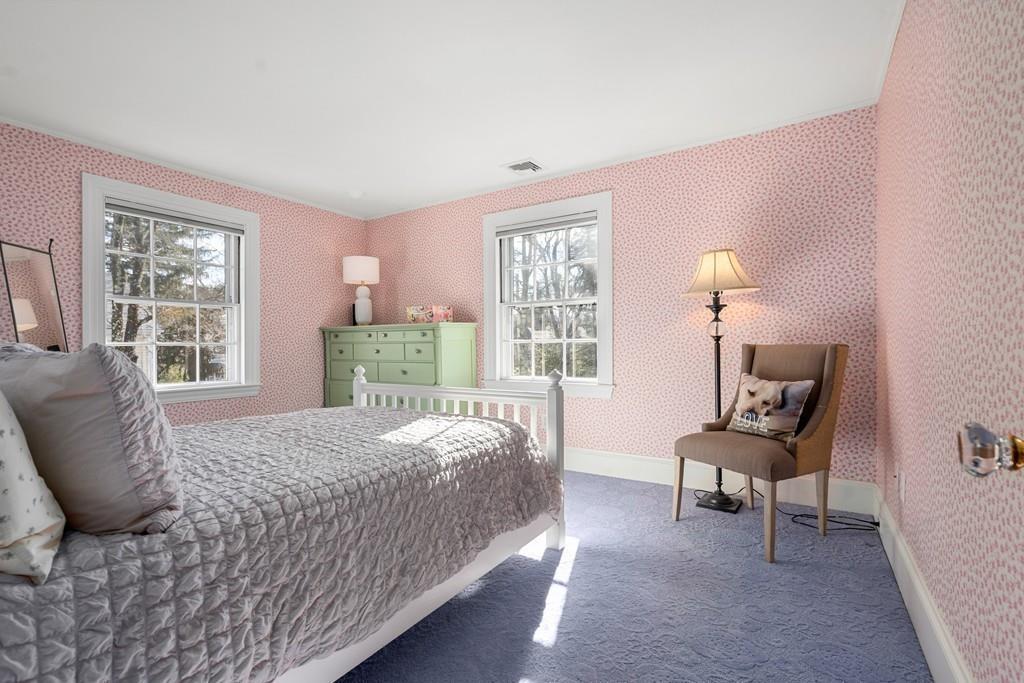 687 Boston Post Road Weston, MA 02493 - Photo 25 of 36