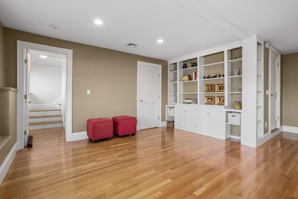 687 Boston Post Road Weston, MA 02493 - Photo 29 of 36