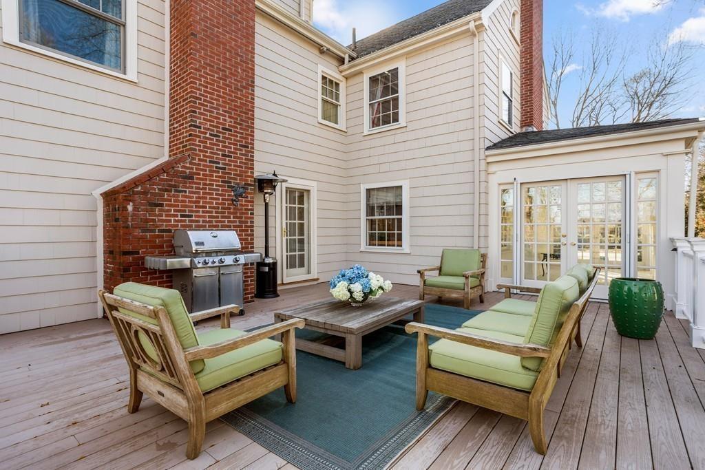 687 Boston Post Road Weston, MA 02493 - Photo 34 of 36