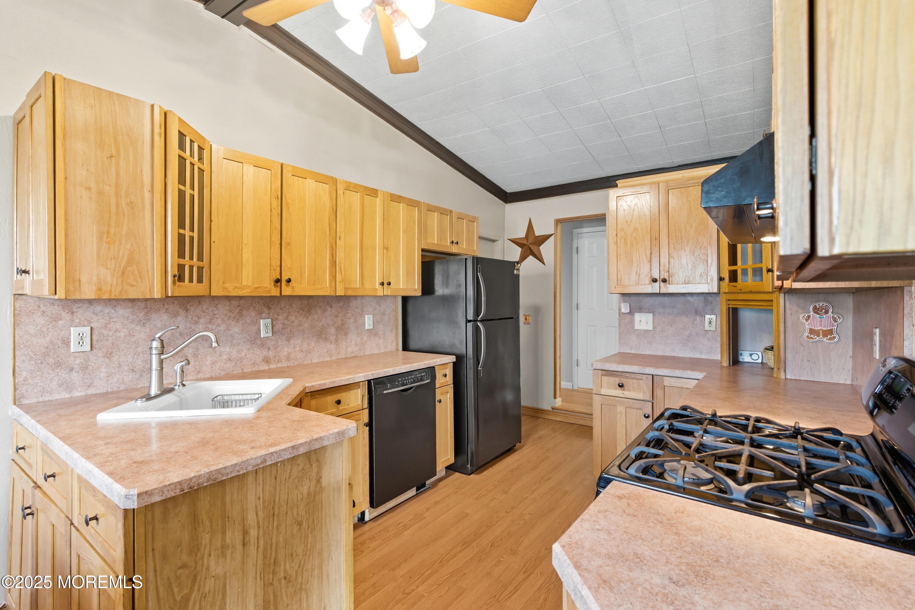 11 Mason Drive Hazlet, NJ 07730 - Photo 7 of 27 12-Kitchen 1B