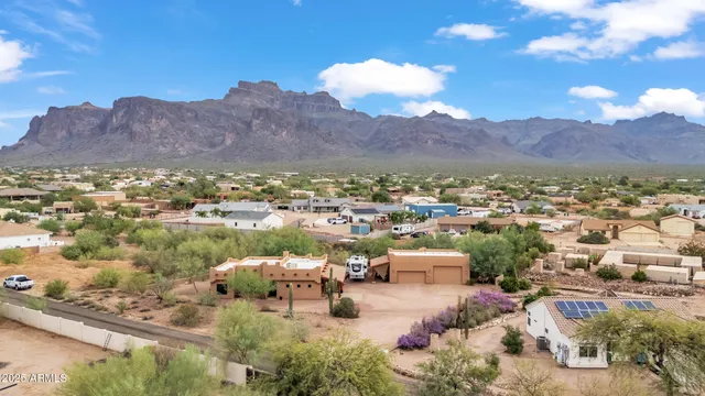 $699,000 | 613 South Val Vista Road, Apache Junction, AZ 85119