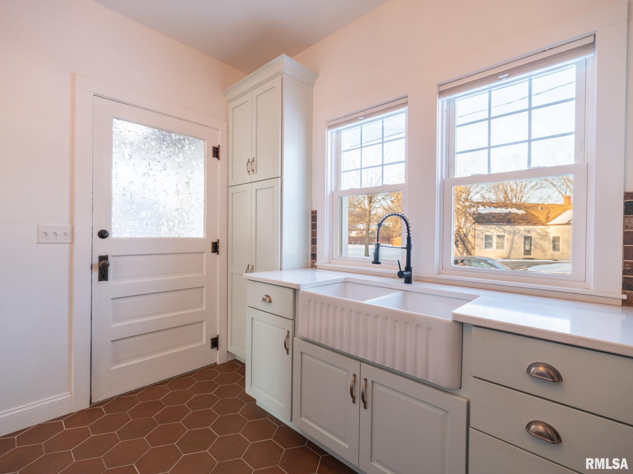 101 South Harrison Street Manito, IL 61546 - Photo 16 of 46