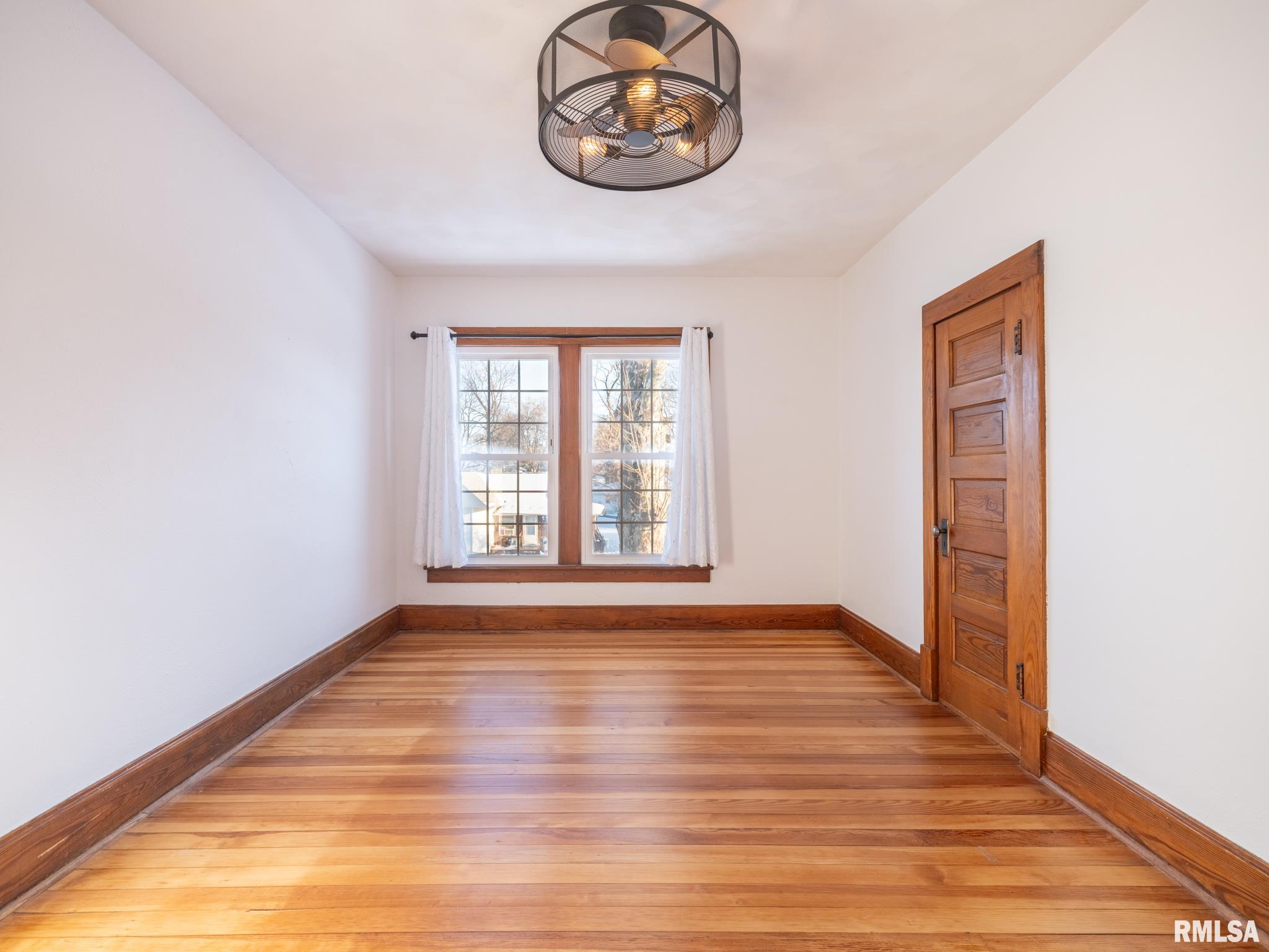 101 South Harrison Street Manito, IL 61546 - Photo 23 of 46