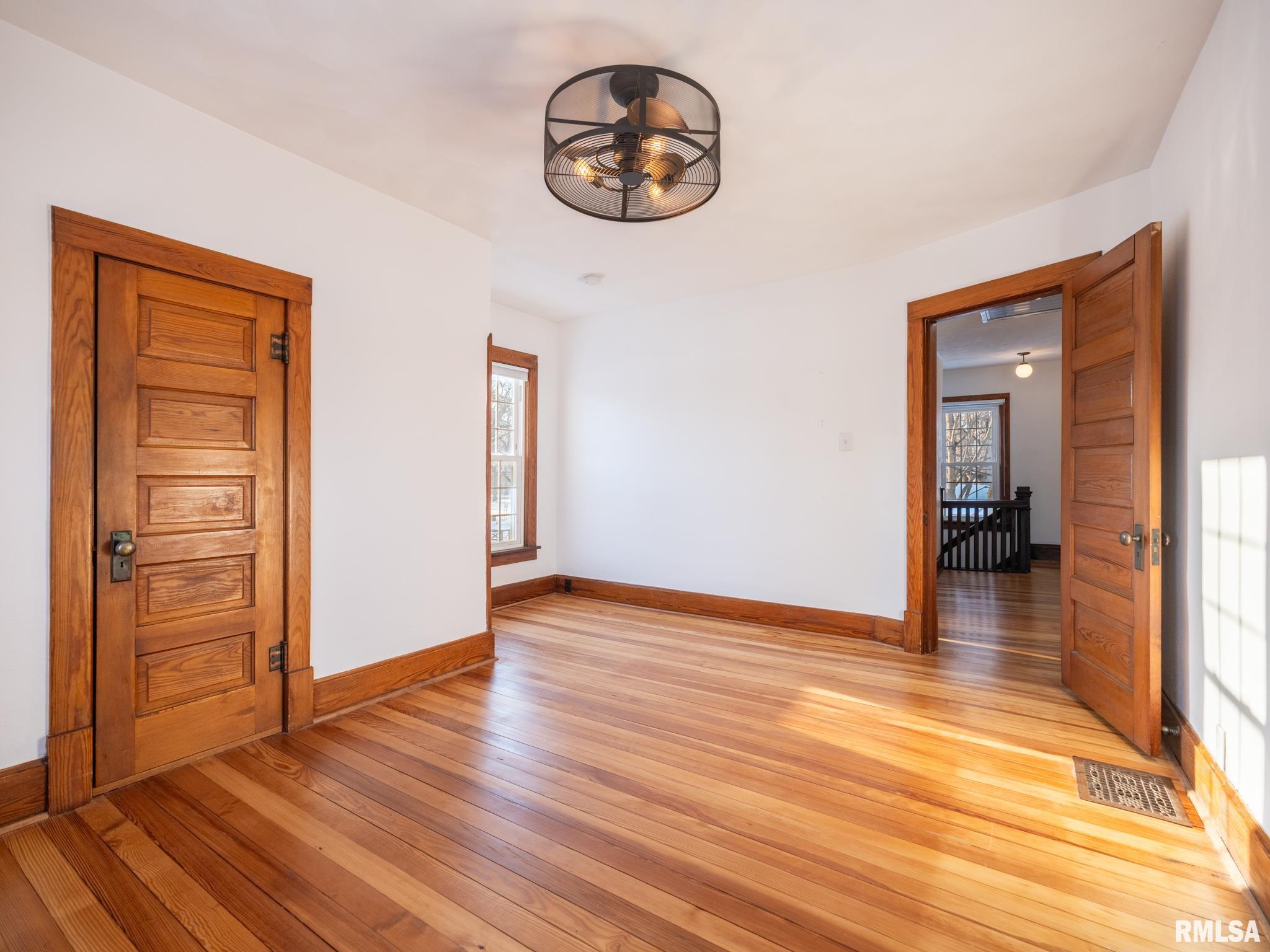 101 South Harrison Street Manito, IL 61546 - Photo 25 of 46