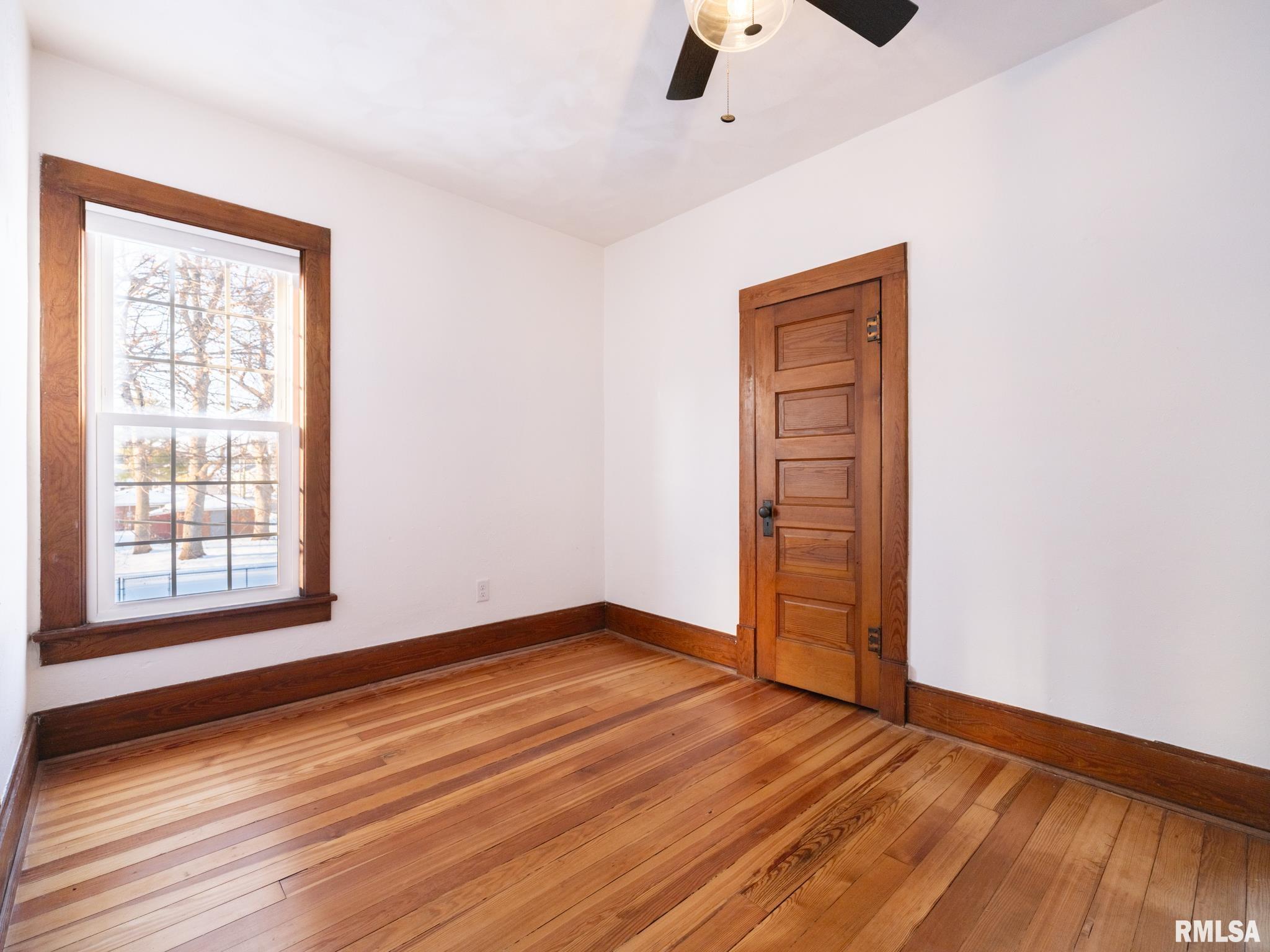 101 South Harrison Street Manito, IL 61546 - Photo 31 of 46