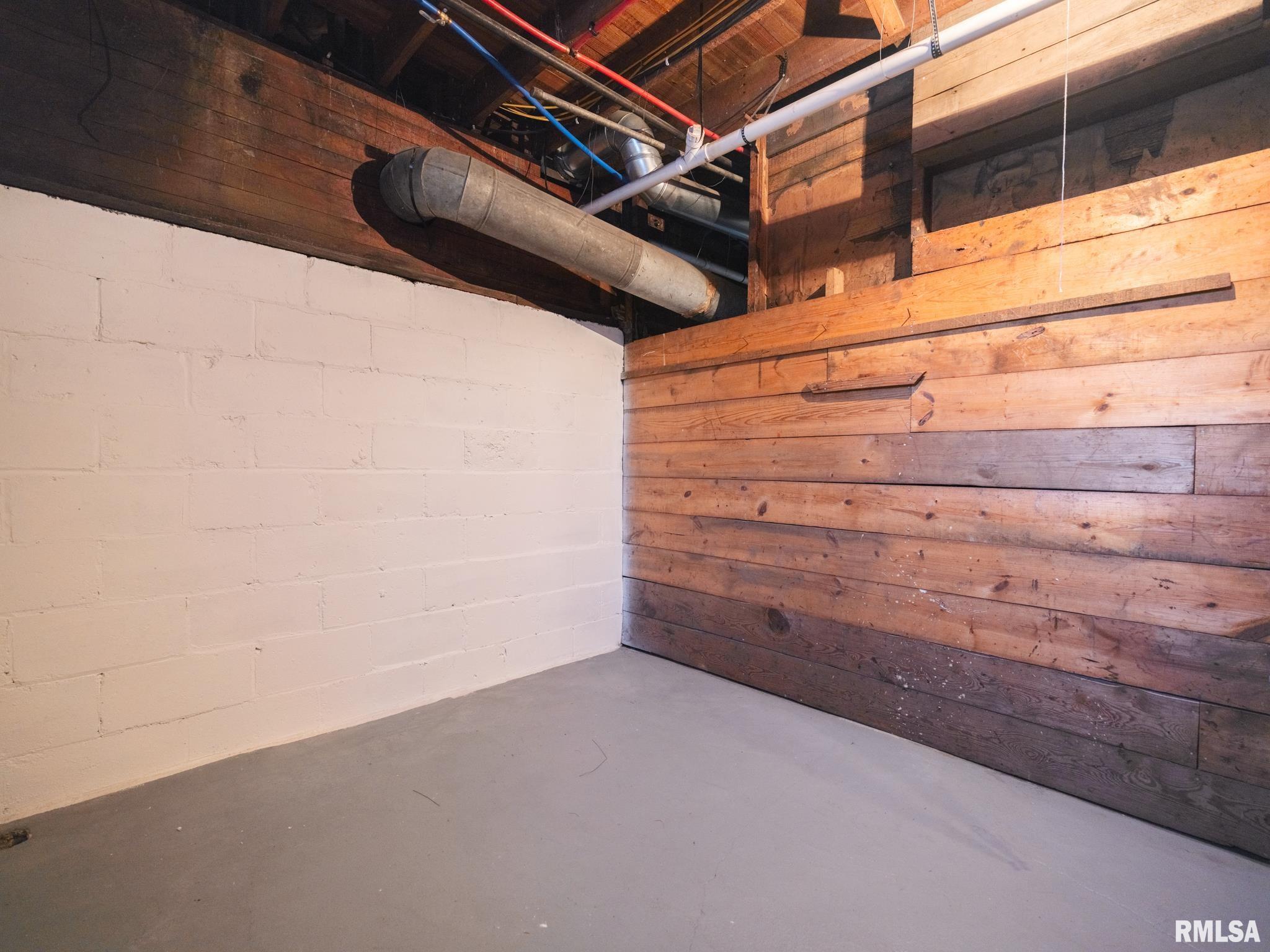 101 South Harrison Street Manito, IL 61546 - Photo 38 of 46