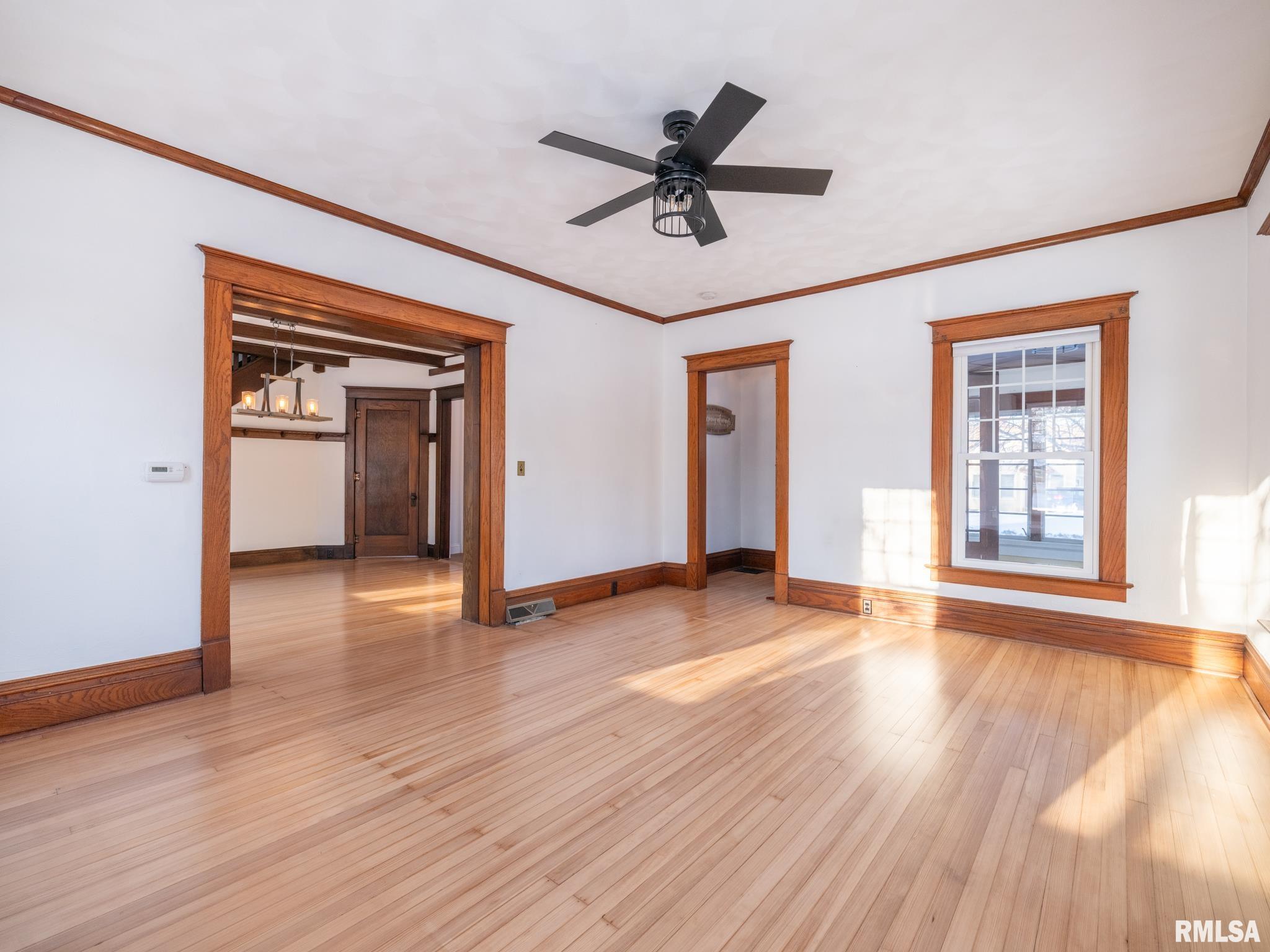 101 South Harrison Street Manito, IL 61546 - Photo 6 of 46